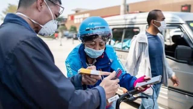 重庆女单王，全职妈妈逆袭跑腿人生新高度