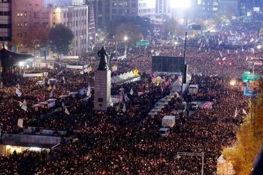 韩国首尔大规模示威背后的原因及影响探究