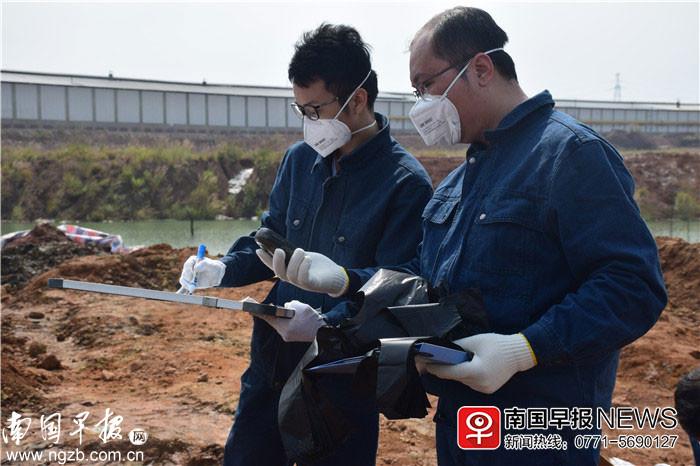 公司擅自倾倒危险废物遭罚，警示与反思的重要性